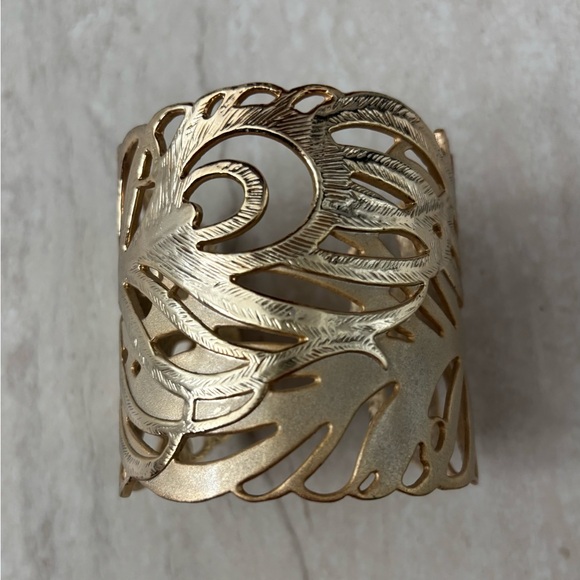 Vintage Kendra Scott Salome Gold Cuff Bracelet - Picture 1 of 3